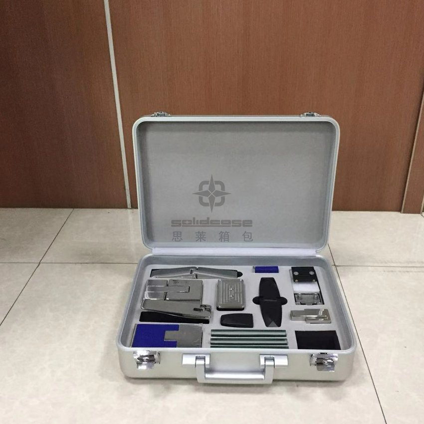 ȫXϽչʾһwX䣬չʾ